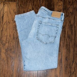 American Eagle Light Wash Straight leg Jeans